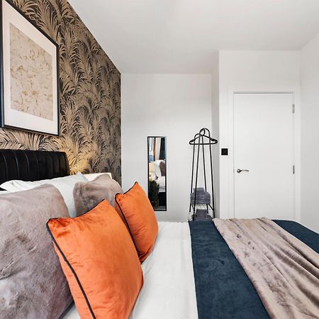 Stylish Two-Bedroom Flat In Норуич Екстериор снимка