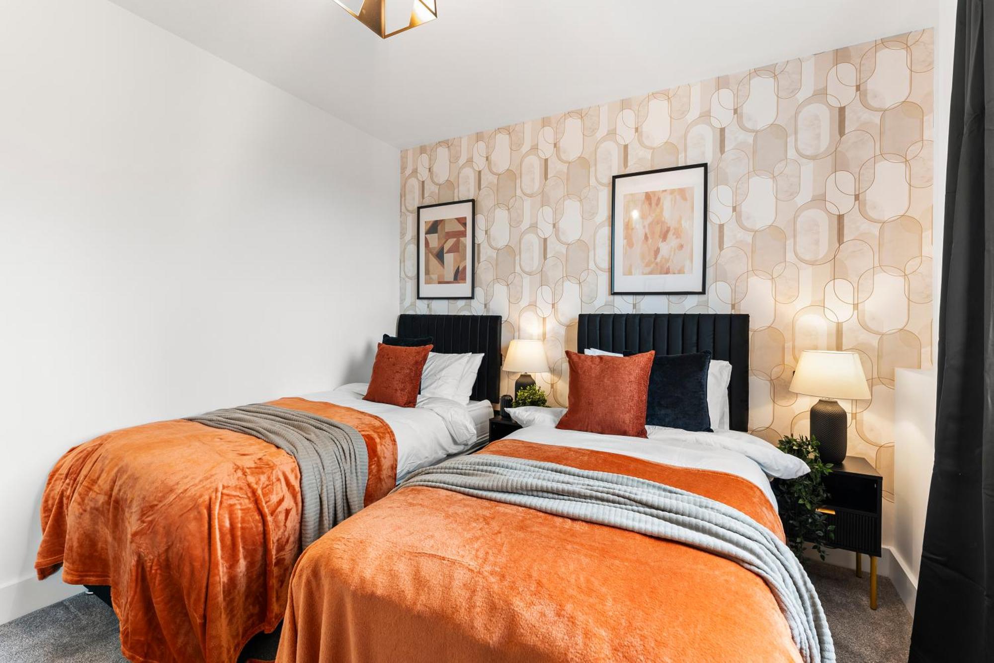 Stylish Two-Bedroom Flat In Норуич Екстериор снимка